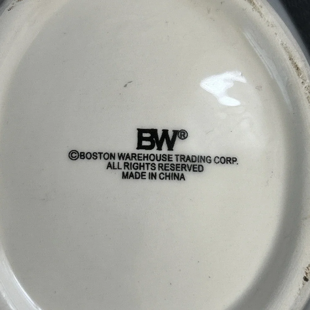 Boston Warehouse Trading Co Owl Measuring Cups Set of‎ 4 Gently Used Nesting